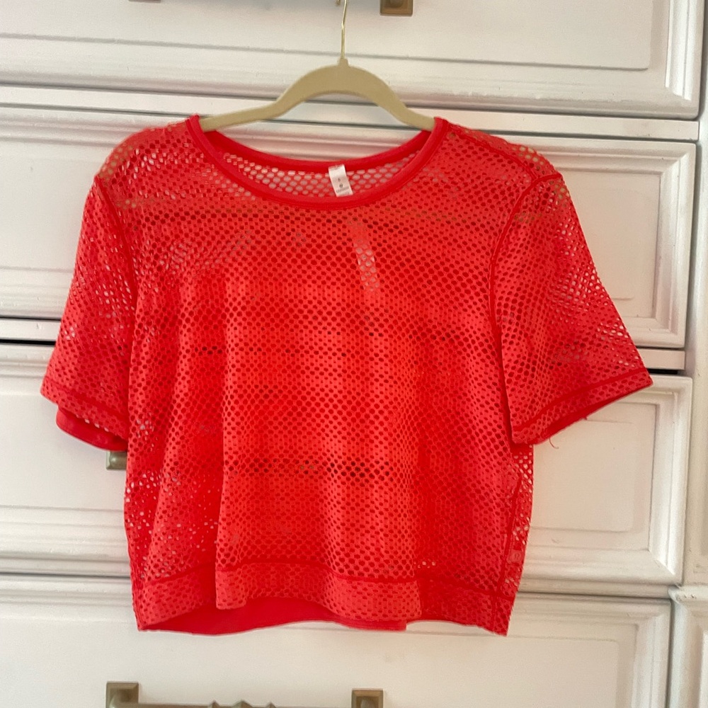 Lululemon top